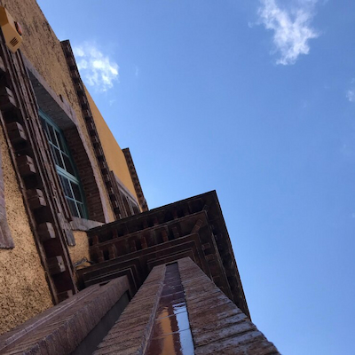 Vernacular Architecture: Cultural Roots and Local Construction Wisdom